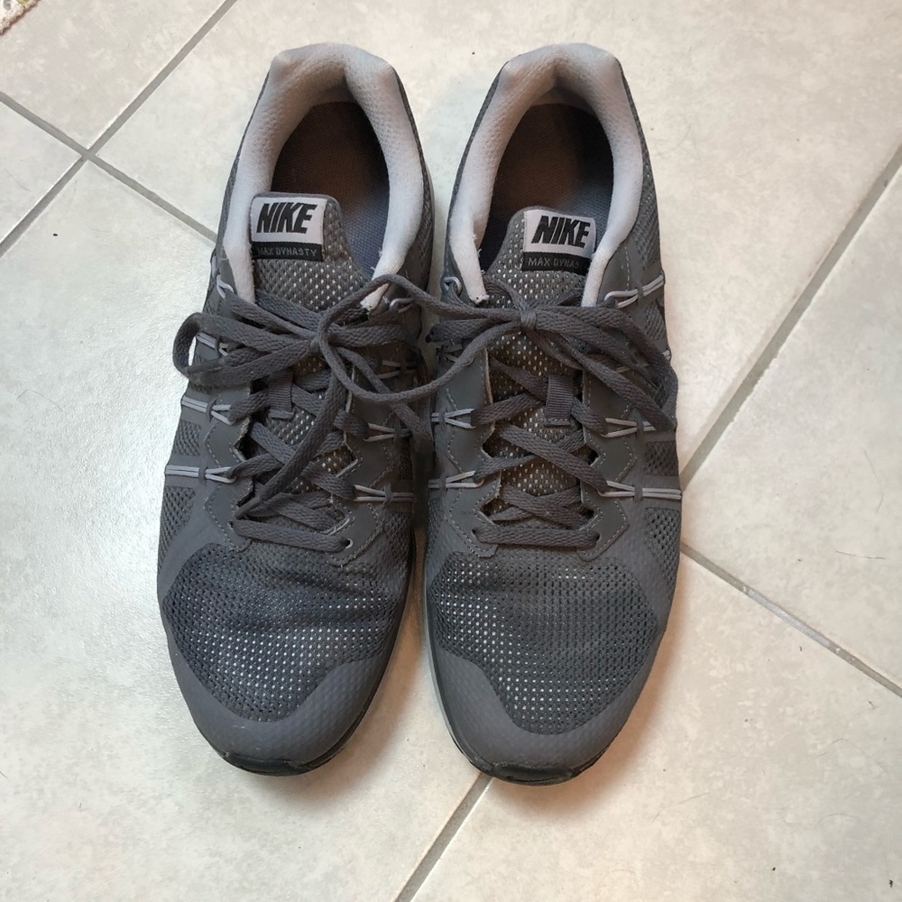 Grey Nike Max Dynasty